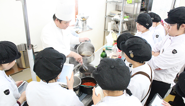 비져너리아츠 전문학교 (3).jpg