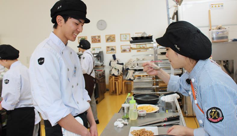 비져너리아츠전문학교 제과제빵  (2).JPG