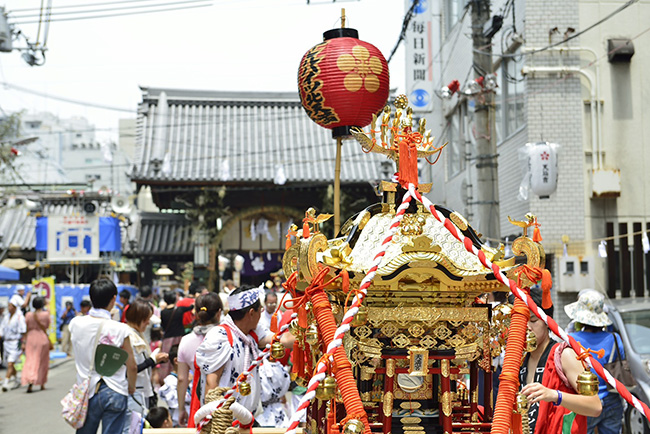 a1600_000100_m.jpg