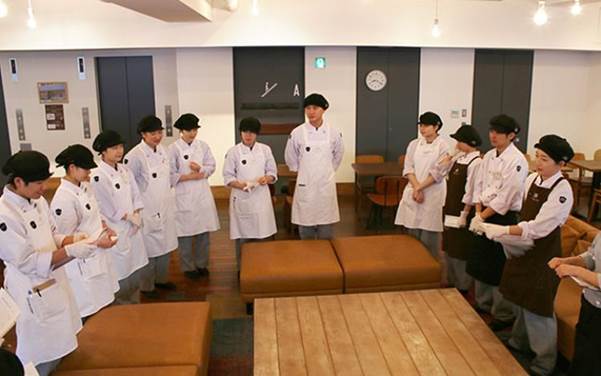 image003.jpg