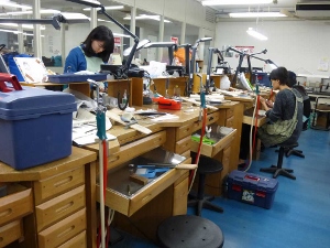 アクセサリー実習室 (300x225).jpg