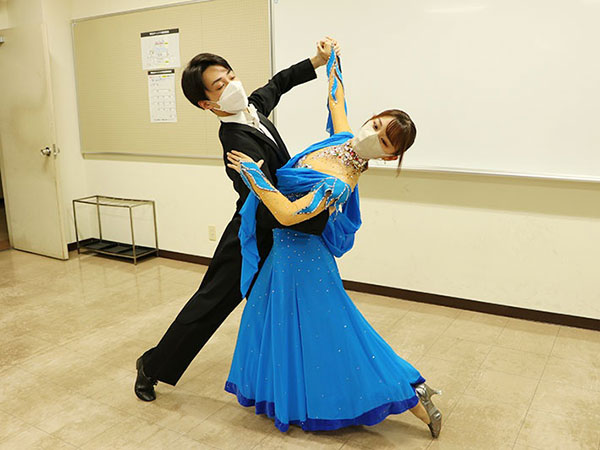일본 다이토분카대학 댄스스포츠 4.jpg