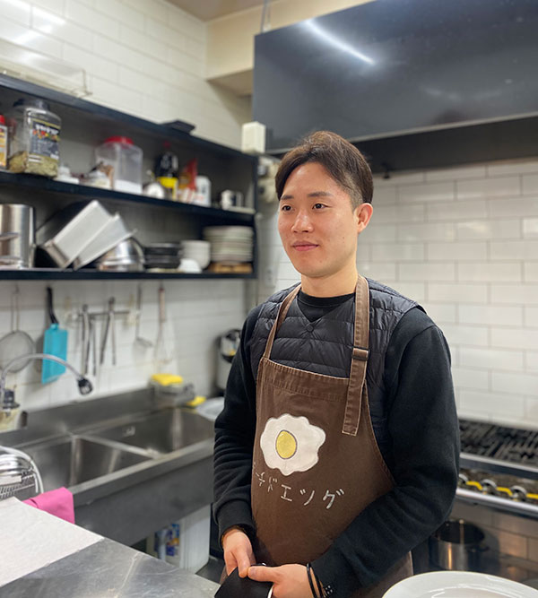 핫토리 졸업생 e99오믈렛 조재용 셰프 1.jpg