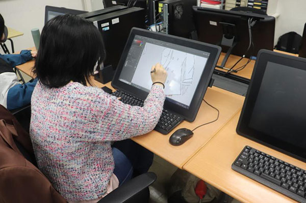 일본전자전문학교 애니메이션연구과 2.jpg
