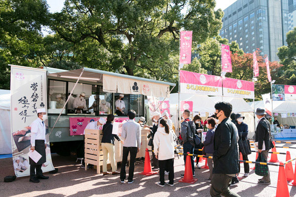 도쿄스시와쇼쿠조리전문학교 생선마쓰리 참가 1.jpg