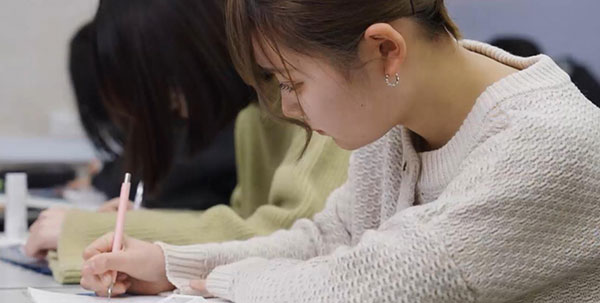 도쿄디자인전문학교 비주얼디자인과 5.jpg