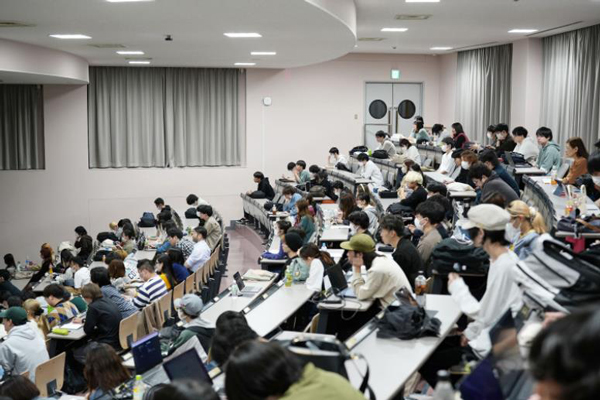 쇼비학원대학 정보표현학과 세미나 2.jpg