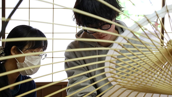 동양미술학교 400년 역사 아시마우산 체험 2.jpg