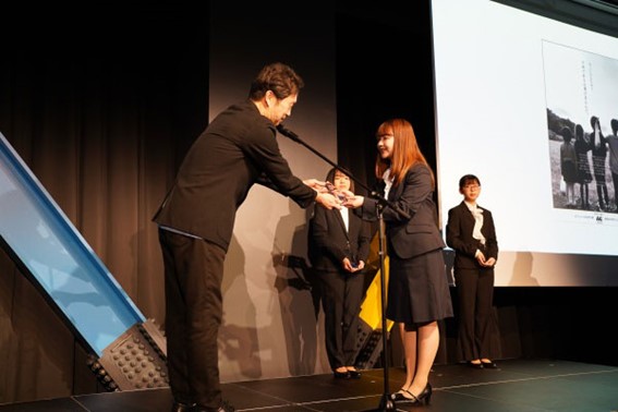 Picture2.jpg