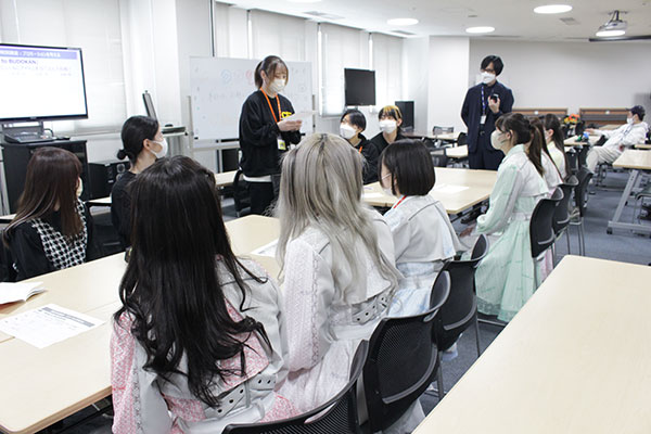ミュージックビジネス学科1.jpg