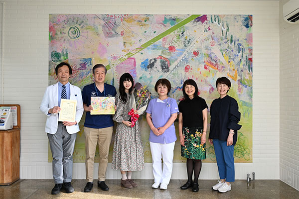 타마미술대학 학생 작품 일본의과대학에 설치 2.jpg