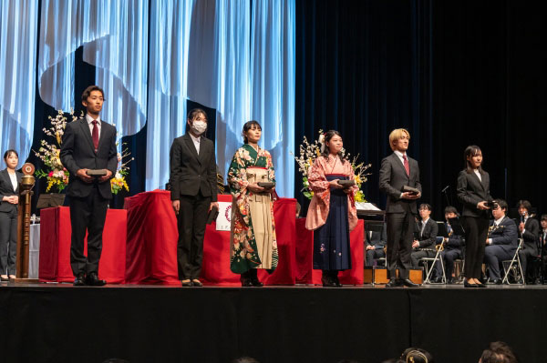 이게 바로 일본 대학 졸업식! 오비린대학 5.jpg