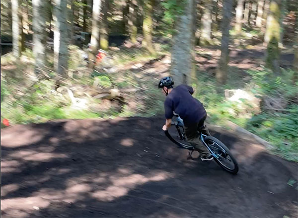 도쿄사이클디자인전문학교 MTB 트레일 빌더 강좌 리얼 6.jpg