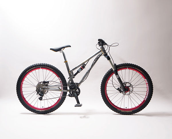 도쿄사이클디자인전문학교 학생작품 3 Full-suspension-mountain-bike.jpg