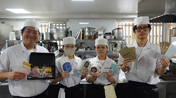 도시락 하나에 일본 요리가 있다 2.jpg