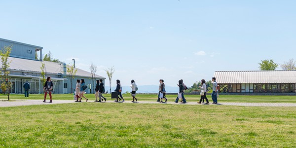 dai-hoc-seian-13.jpg